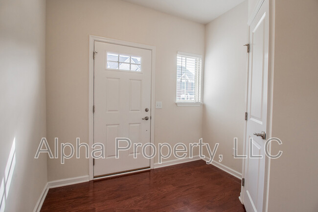Building Photo - 438 Christiane Way