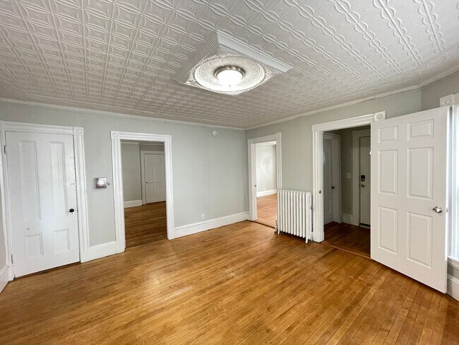 Building Photo - 350 Portland St