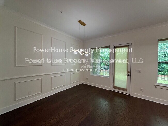 Building Photo - 1190 Harper Dr