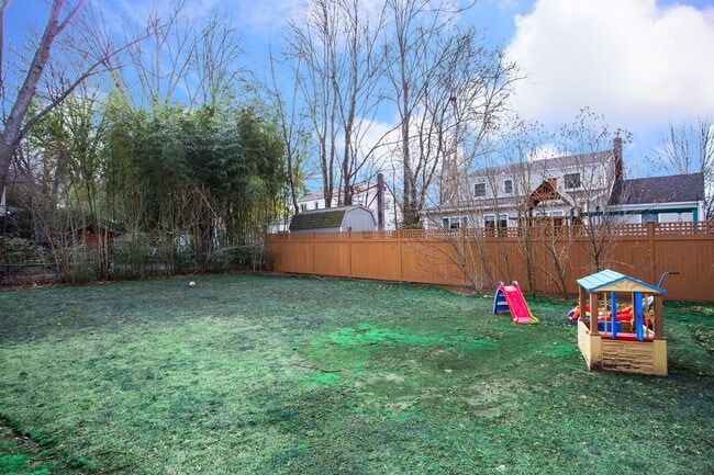 Building Photo - 36 Morningside Ave