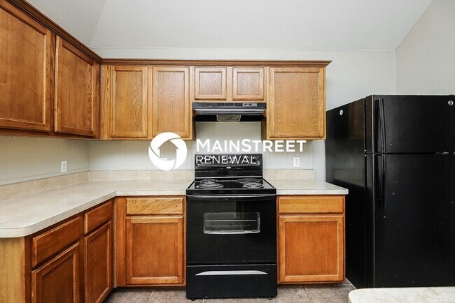 Building Photo - 3 Bedroom Pet-Friendly Home in Crowley, TX with Main Street Renewal