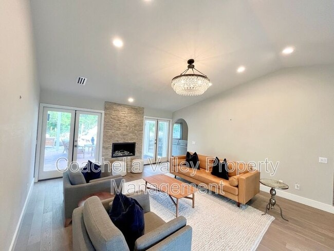 Building Photo - 39866 Newcastle Dr