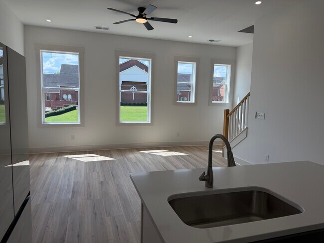 Building Photo - 408 Old Hickory Blvd