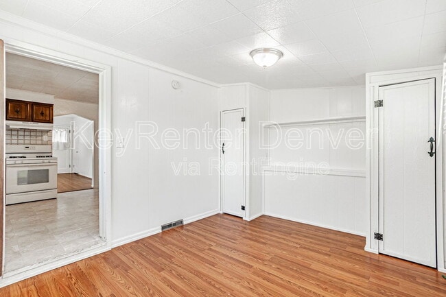 Building Photo - 6180 W 40th Ave