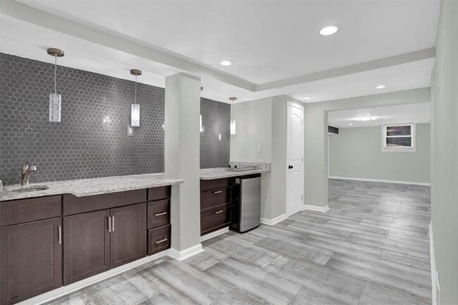 Building Photo - 2248 Farley Ct