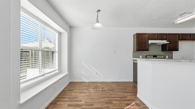 Building Photo - 9307 Dewberry Blossom Ln