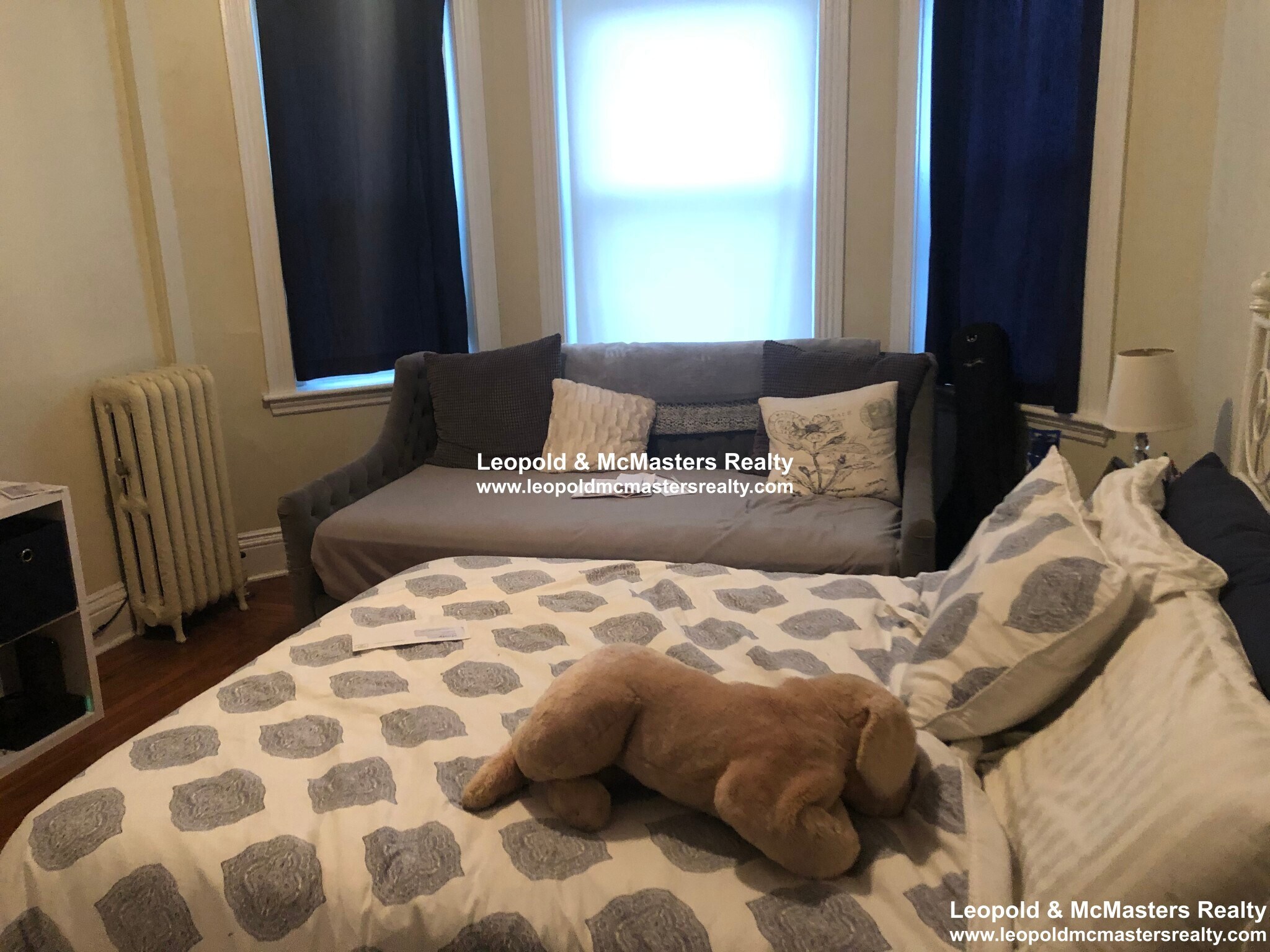 Building Photo - 38 Gardner St