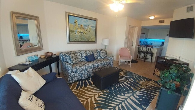 Primary Photo - 8600 Ridgewood Ave