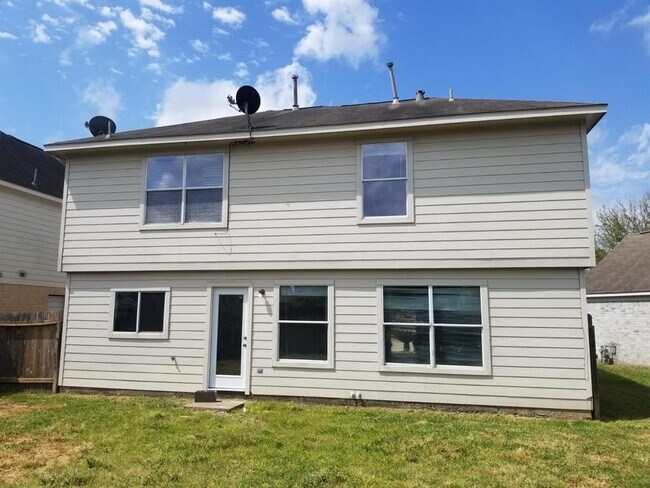 Building Photo - 7322 Satsuma Vale St