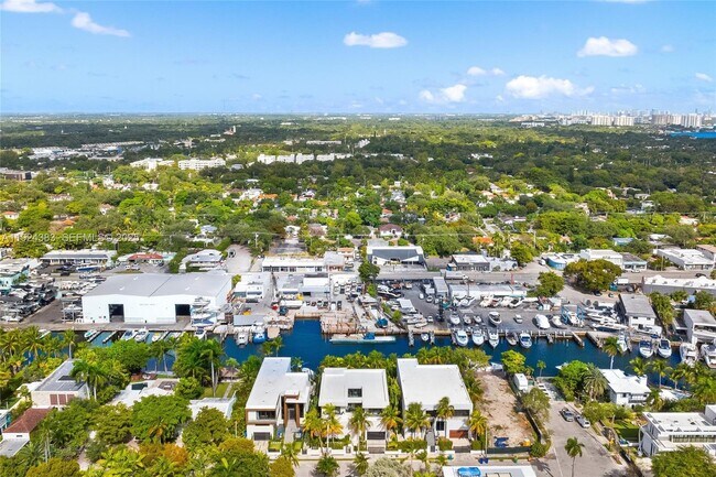 Building Photo - 773 NE 77th Terrace