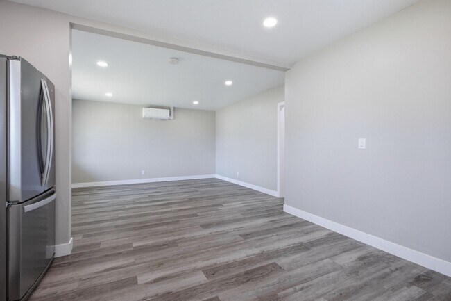 Building Photo - Stylishly Updated Pasadena Home with Spacious Yards Perfect for Entertaining
