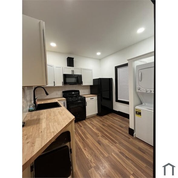 Kitchen - 32 Chapel St