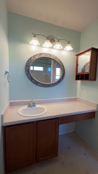 Building Photo - 203 Brooke St