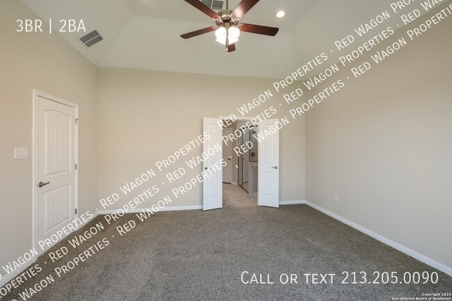 Building Photo - 4025 Arena Blanca