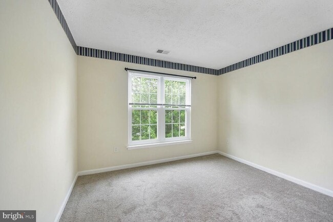 Building Photo - 46525 Hollymead Pl