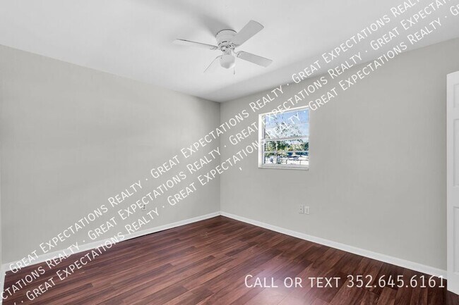 Building Photo - 1884 NE 77th St