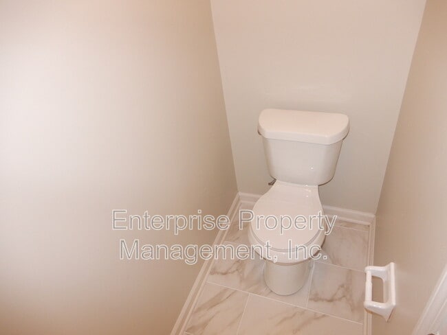 Building Photo - 4525 Hickory Creek Dr
