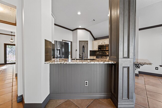 Building Photo - 23410 Stratsborough Dr