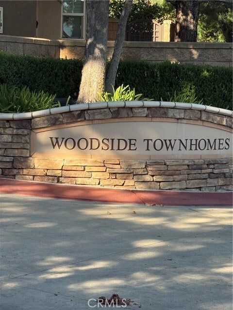 Building Photo - 8692 E 9th St