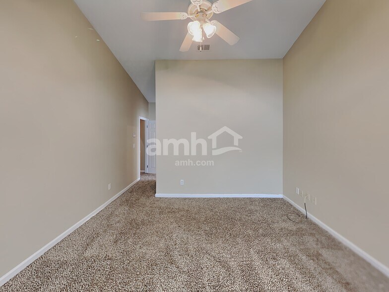 Building Photo - 119 Overlook Ct