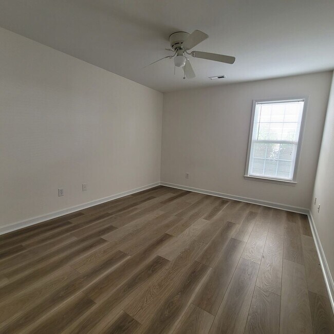 Building Photo - Wonderful 3 bedroom 2 bathroom home in Chesterbrook