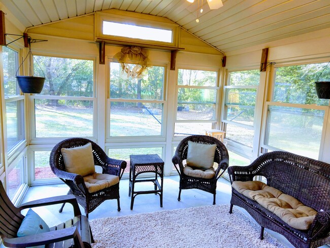 Patio Sunroom - 4870 Berkley Dr