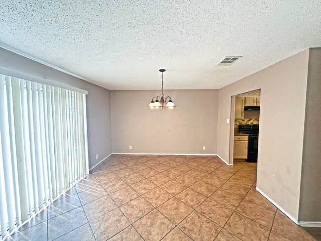 Building Photo - 6154 Ashley Spring