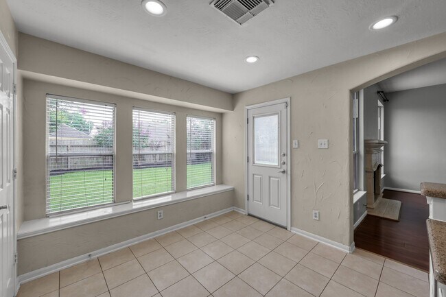 Building Photo - 21331 Timber Pines Dr