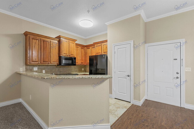 Building Photo - 301 County Rd 207