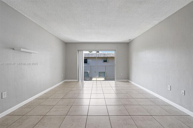 Building Photo - 7330 SW 82nd St