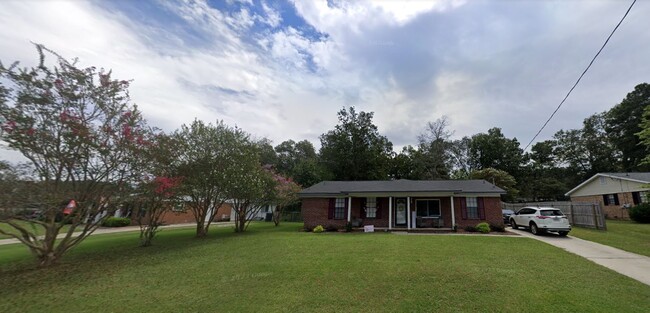 Primary Photo - 139 Thomas Dr