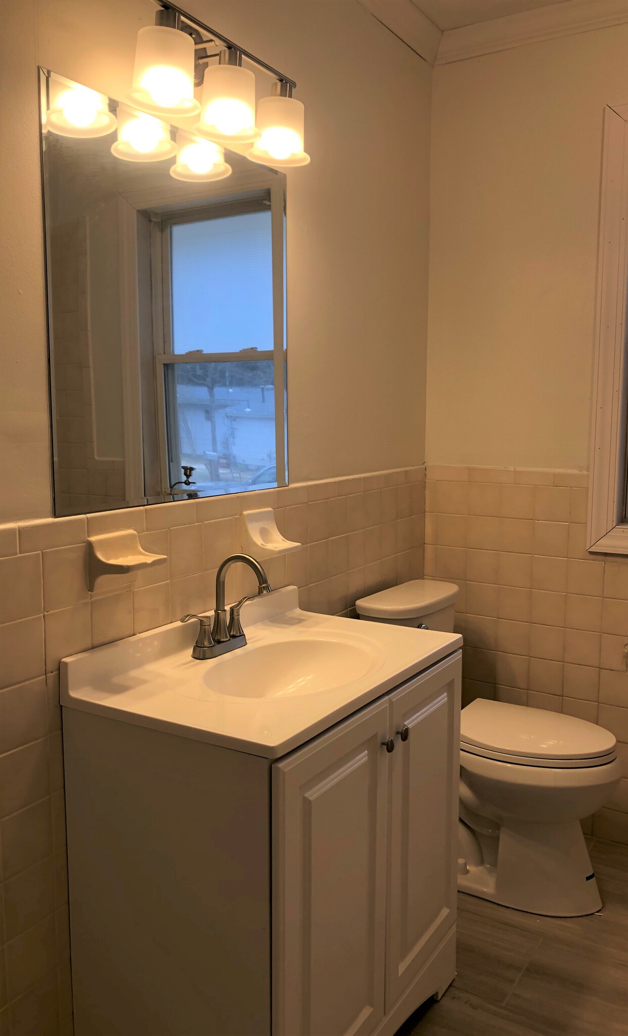 Main Bath - 57 Oregon Ave