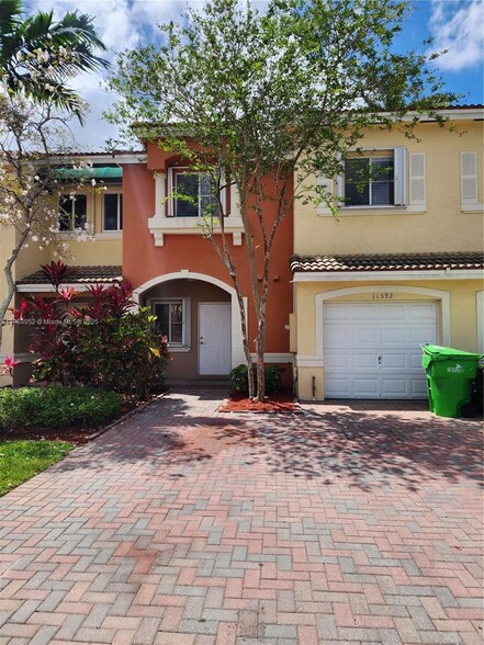 Primary Photo - 11392 NW 34th Pl