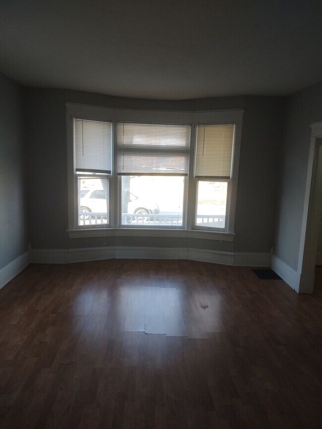 Building Photo - SW 619/621 23rd St