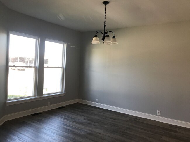 Building Photo - 1001 S 8th St