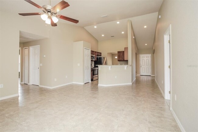 Building Photo - 1903 Ray Pl