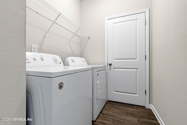 Building Photo - 85461 Amaryllis Ct