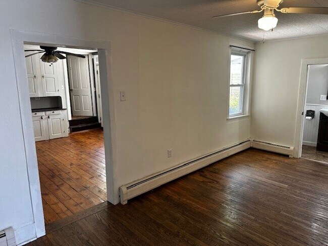 Building Photo - 3 bedroom semi Etters