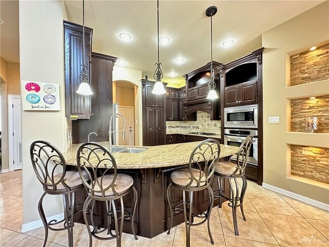 Building Photo - 1208 Rocotillo Ln