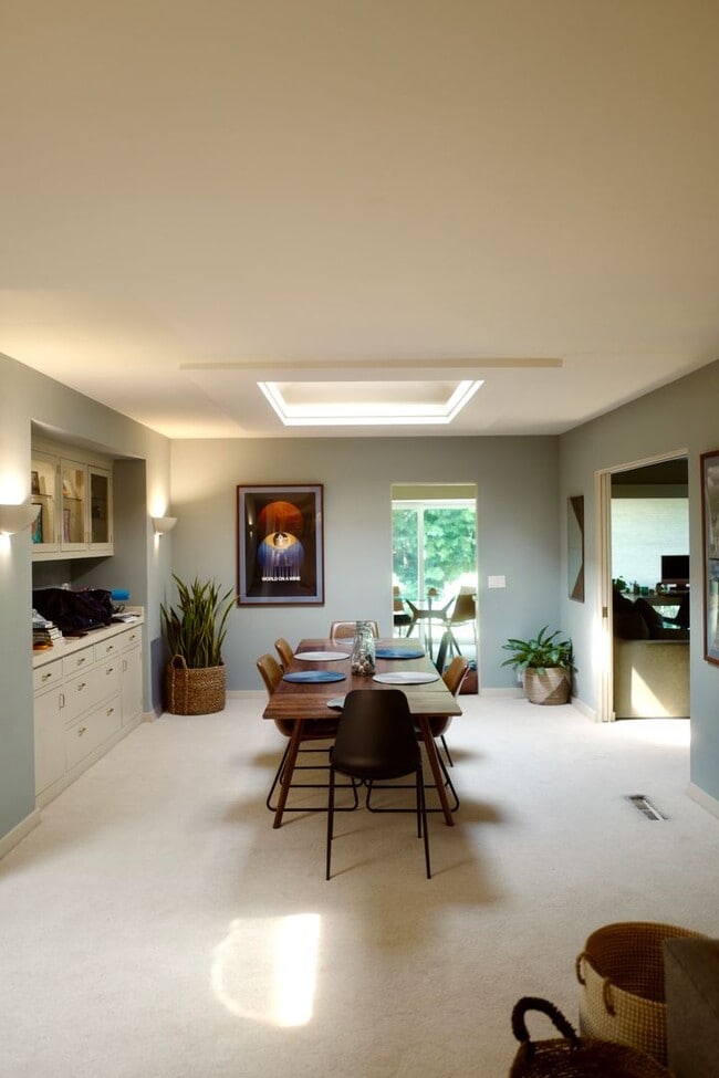 Building Photo - Coming Soon! Cozy home in South Pasadena.