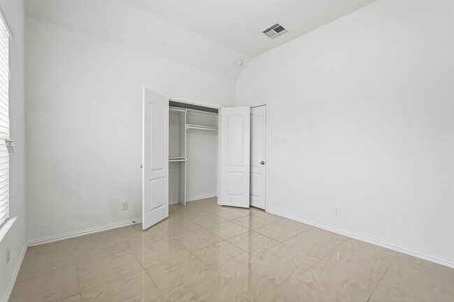 Building Photo - 4703 Goldeneye Dr