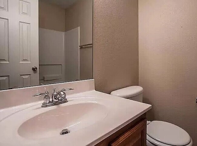 Building Photo - 4 Bed/ 2 Bath in Killeen TX