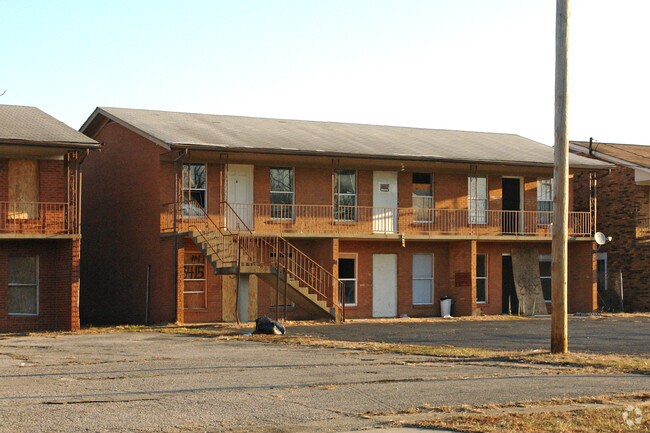 Primary Photo - 3415 Shagbark Rd