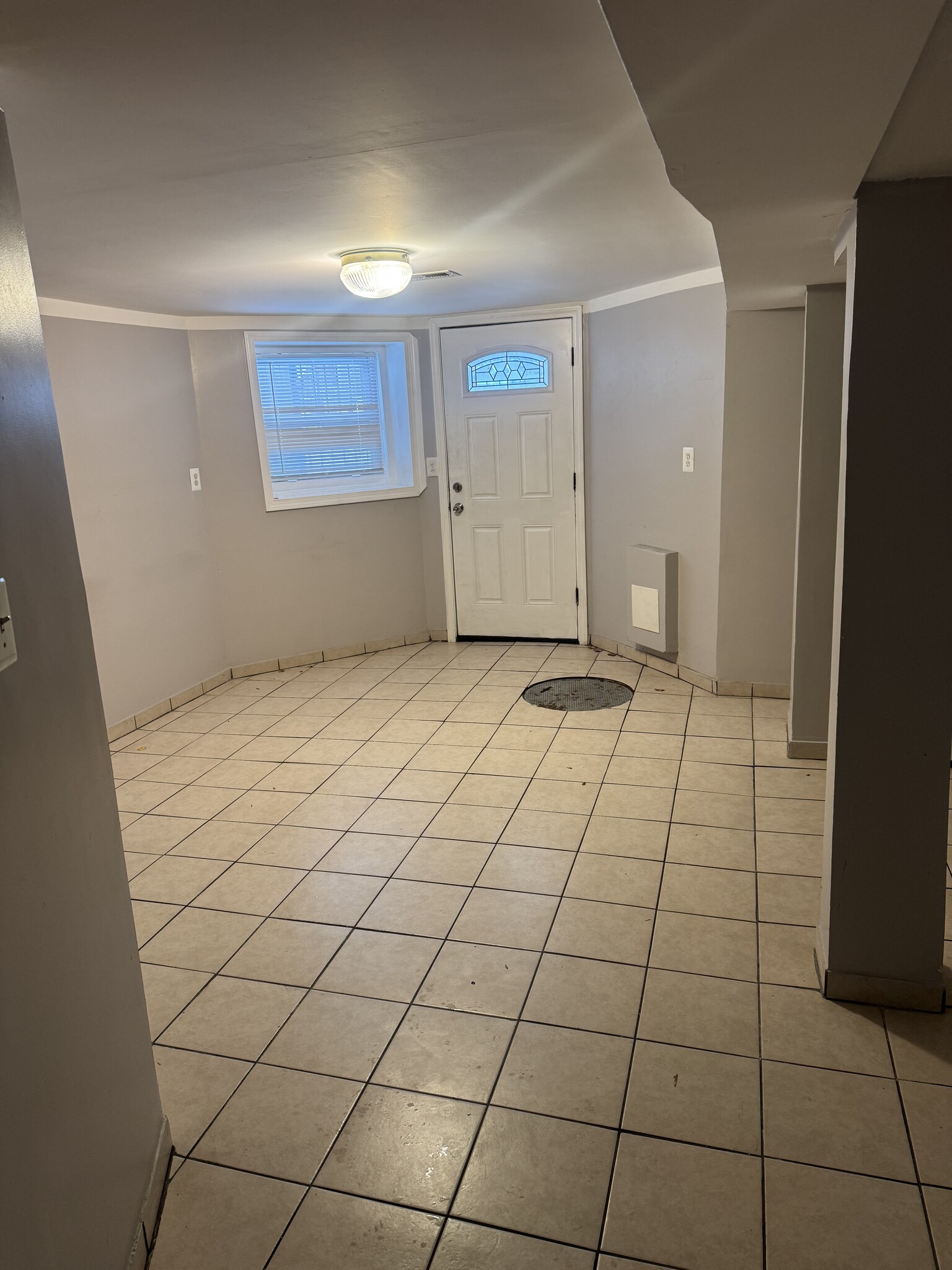 Building Photo - 1941 N Monticello Ave