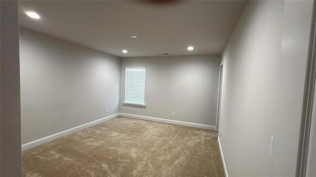 Building Photo - 2820 Paddle Point Ln