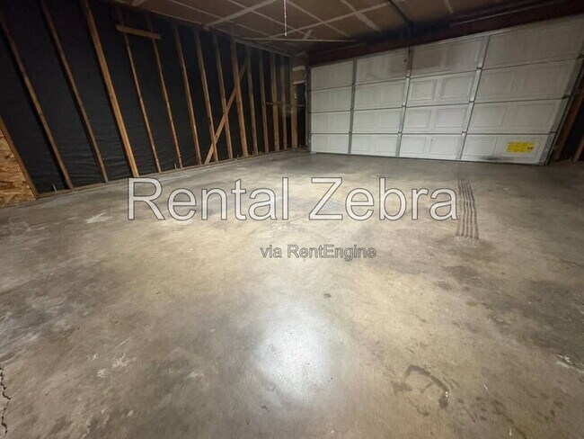 Building Photo - 1340 Frankfort Ct