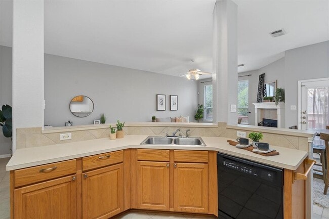 Building Photo - 1636 Maize Bend Dr