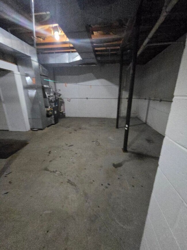 Building Photo - Spacious 3-Bedroom Condo in Gated Community – Modern Comfort & Convenience!