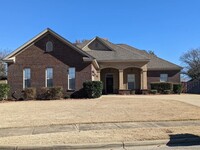 Building Photo - 8861 Lillington Cir