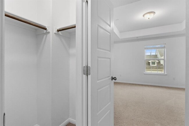 Building Photo - 11807 Frenchie Ln